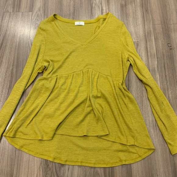 Anthropologie Long-sleeve V-neck Peplum Yellow Top Lightweight Sweater Size XL - Picture 2 of 5